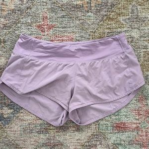 Lululemon speed up shorts 2.5”